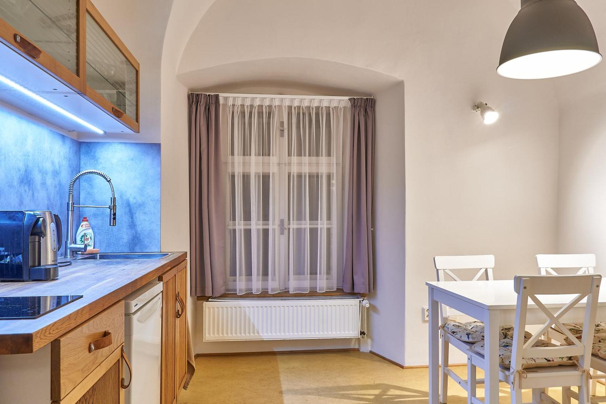 Hotel U 3 Pstrosu Prague Luaran gambar