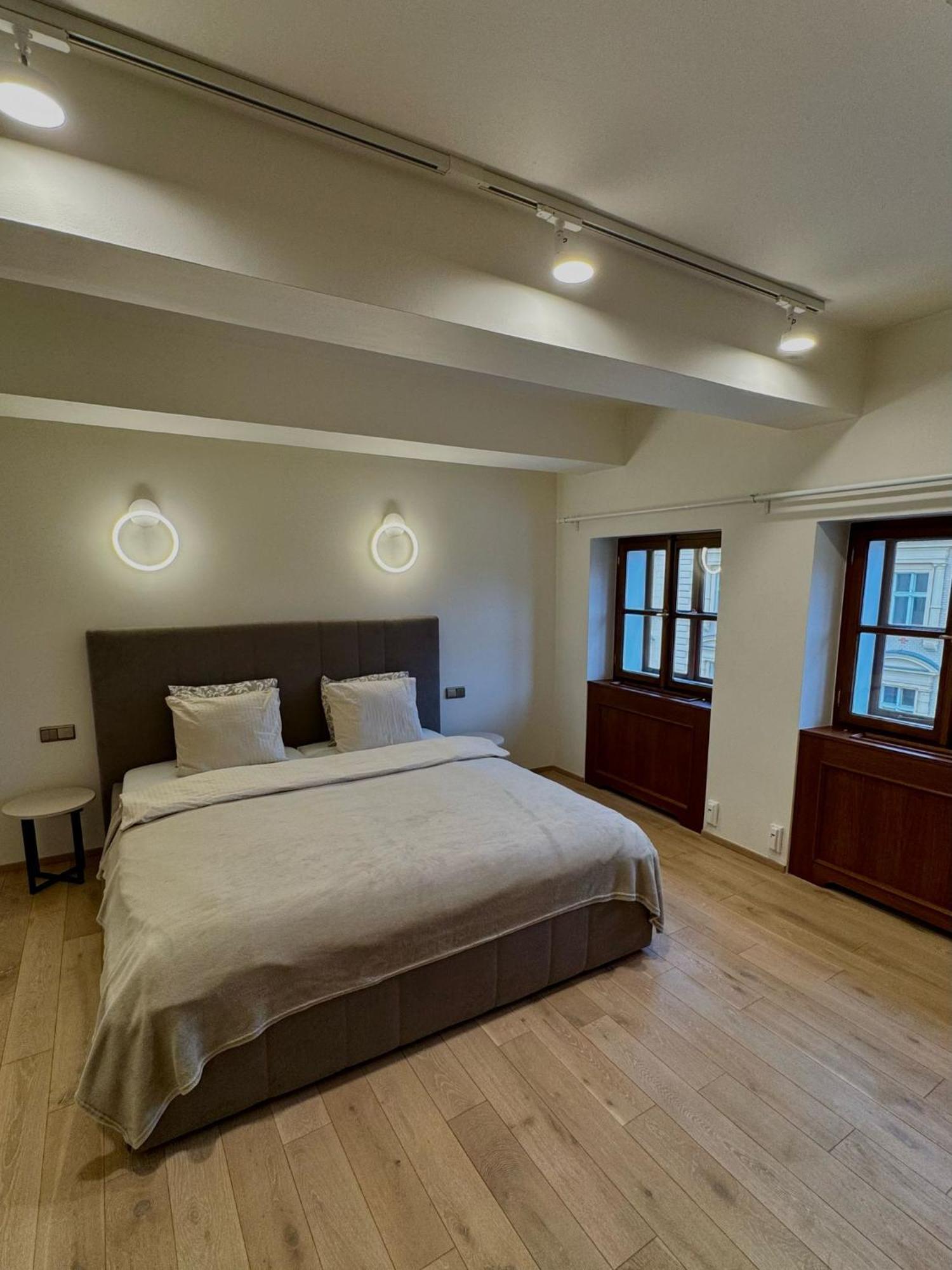 Hotel U 3 Pstrosu Prague Luaran gambar