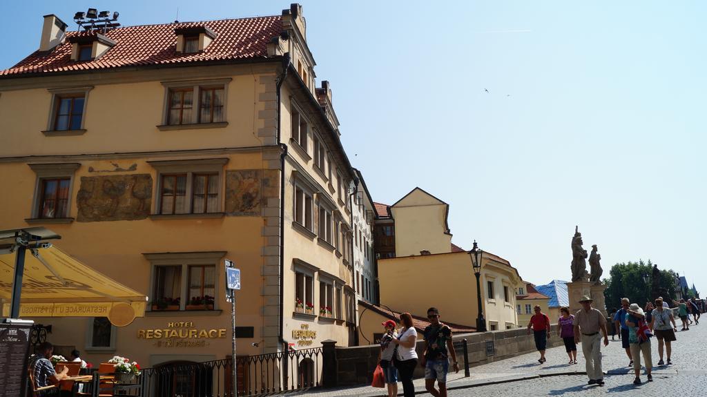 Hotel U 3 Pstrosu Prague Luaran gambar